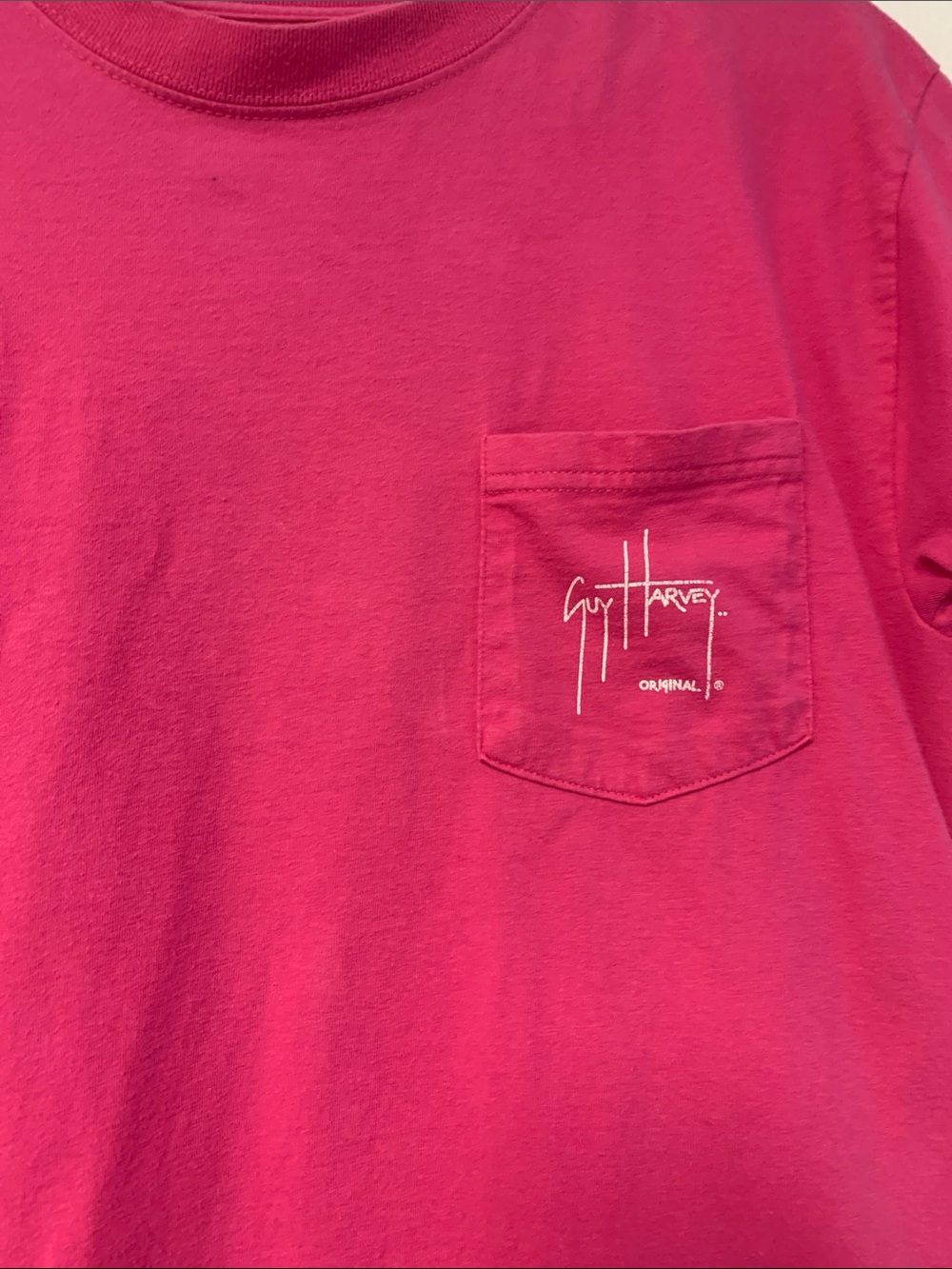 Guy Harvey Hot Pink Short Sleeve Pocket Tee fish on back used condition